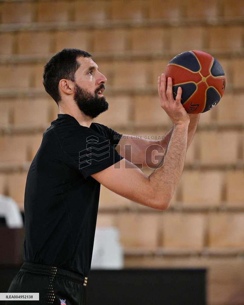 French Cup Round of Sixteen - AS Monaco v Paris Basket