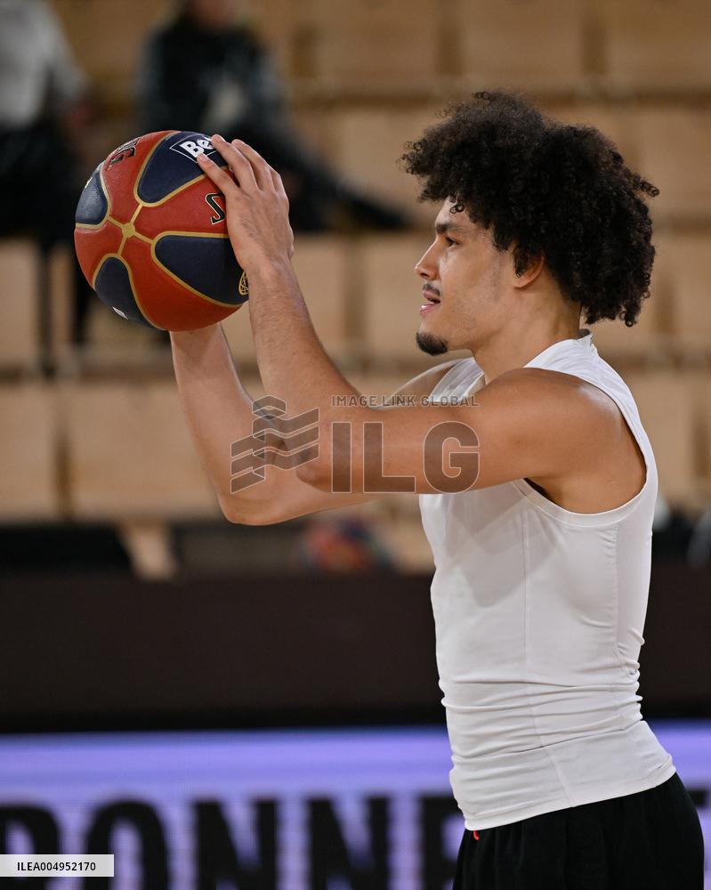 French Cup Round of Sixteen - AS Monaco v Paris Basket