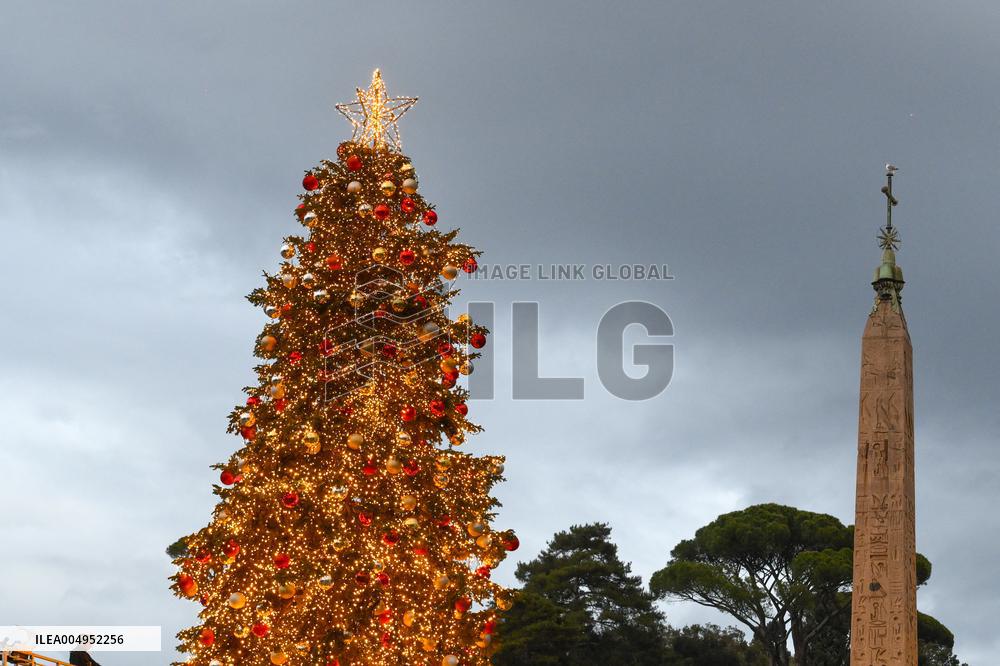 Christmas Tree Decoration - Rome