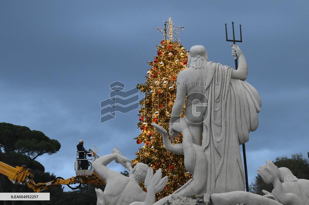 Christmas Tree Decoration - Rome