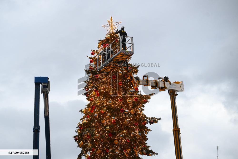 Christmas Tree Decoration - Rome