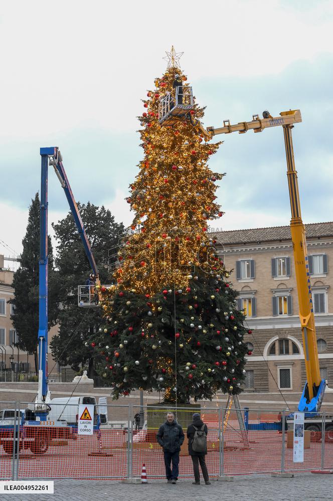 Christmas Tree Decoration - Rome