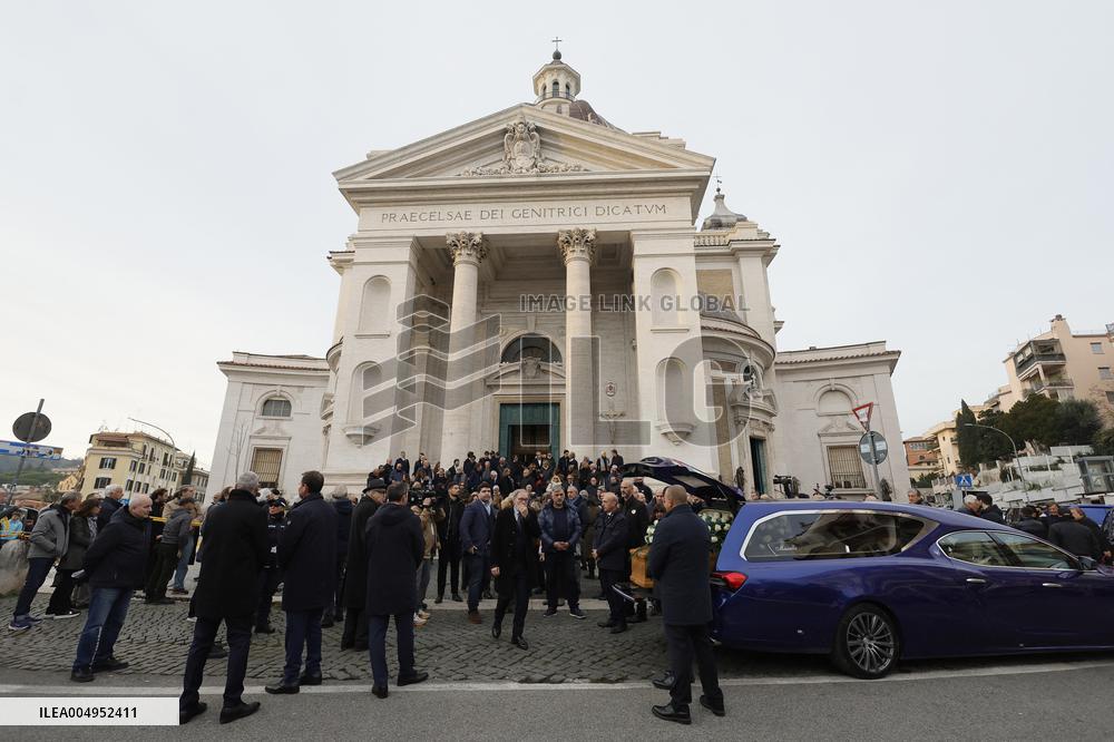 Funerali di Nicola Pietrangel