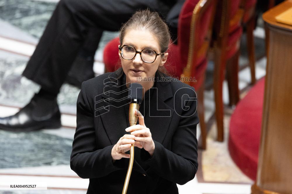 Questions to the government at the National Assembly - Paris