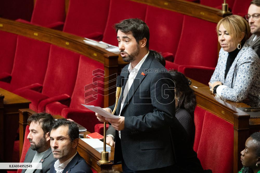 Questions to the government at the National Assembly - Paris