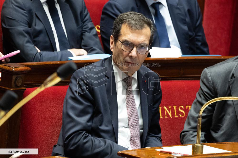 Questions to the government at the National Assembly - Paris