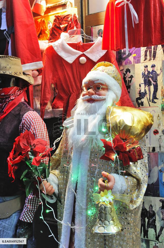 Parisian Passages - Paris