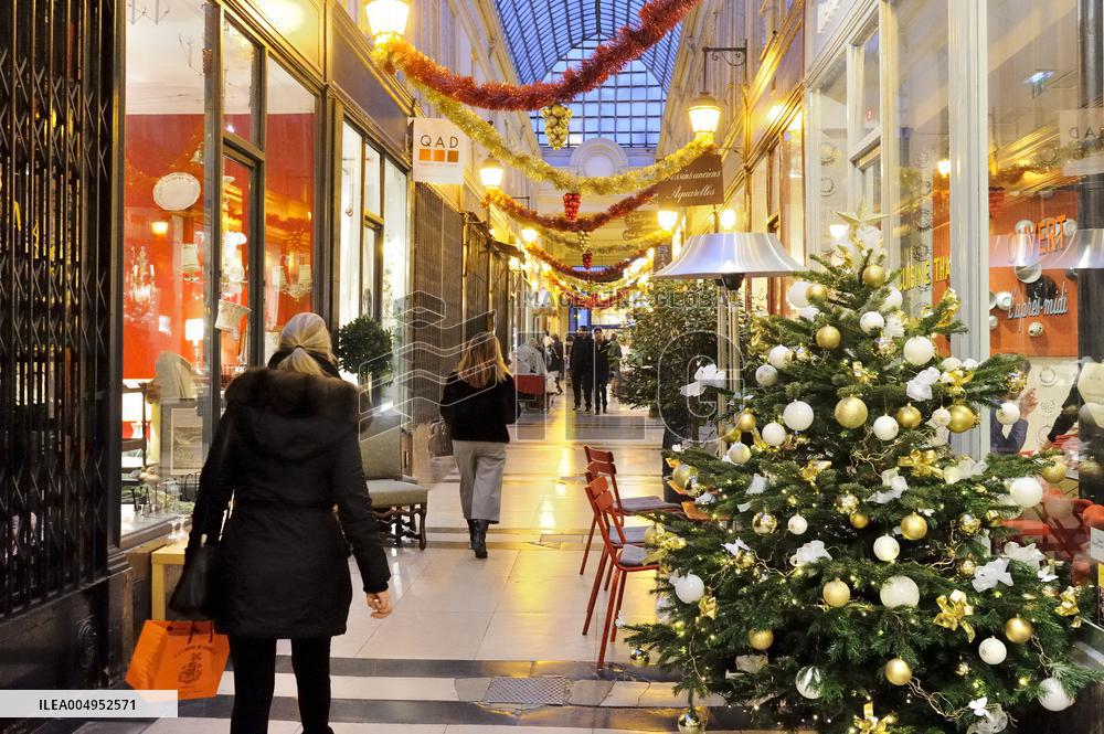 Parisian Passages - Paris