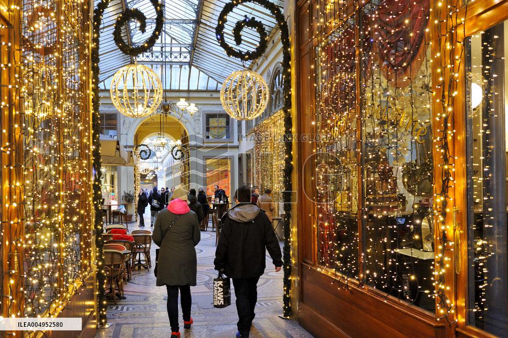 Parisian Passages - Paris