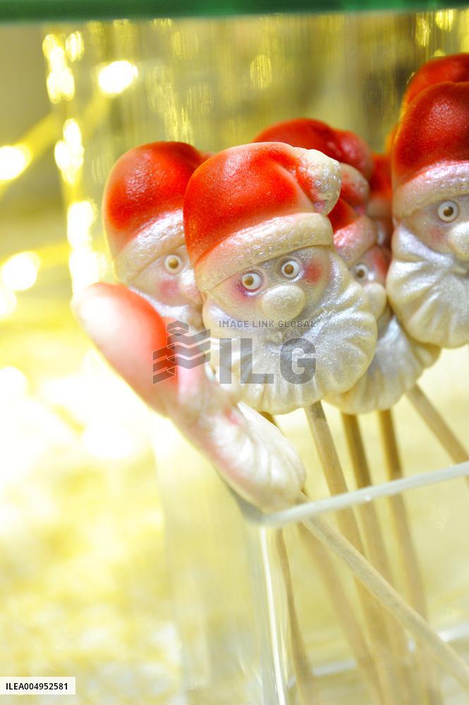 Parisian Passages - Paris