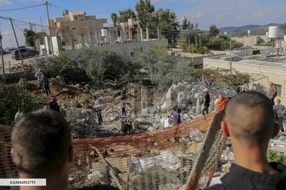 Israeli Army Demolishes Al Walaja Homes - Bethlehem