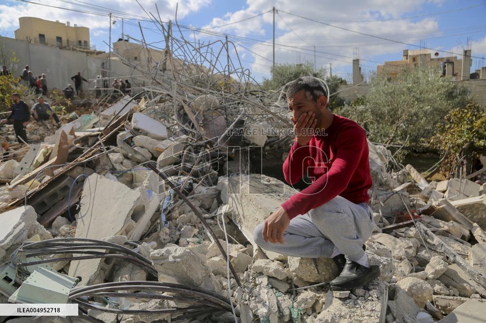 Israeli Army Demolishes Al Walaja Homes - Bethlehem