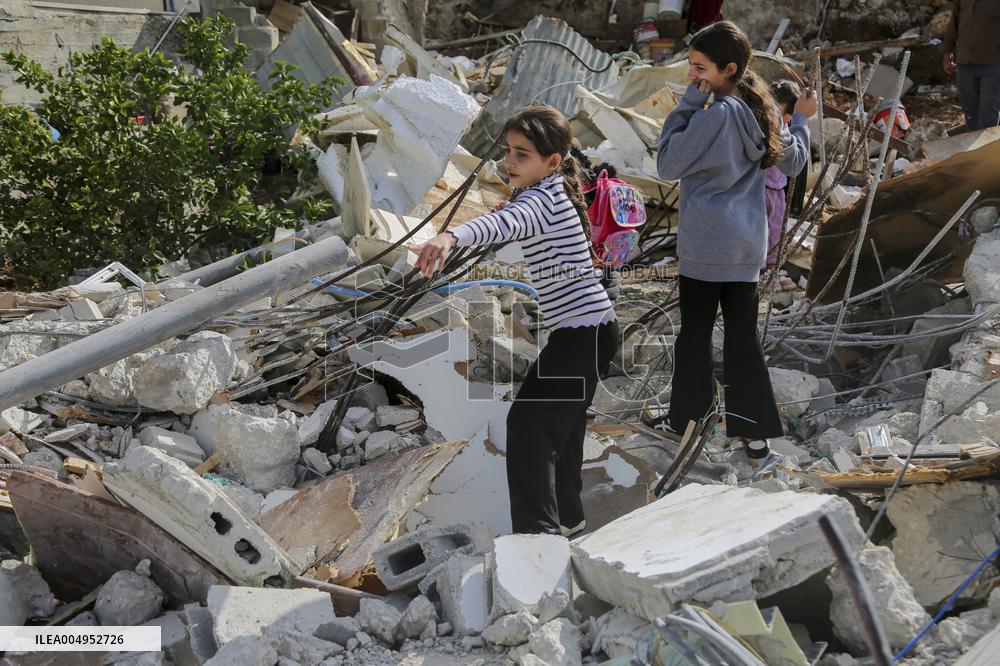 Israeli Army Demolishes Al Walaja Homes - Bethlehem