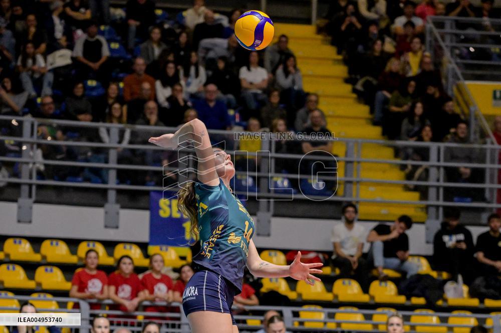 VOLLEY - CEV Cup Women - Reale Mutua Fenera Chieri'76 vs Vasas Obuda Budapest