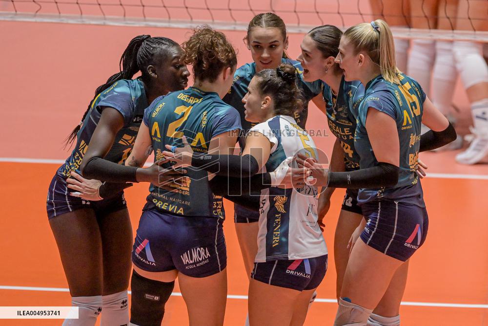 VOLLEY - CEV Cup Women - Reale Mutua Fenera Chieri'76 vs Vasas Obuda Budapest