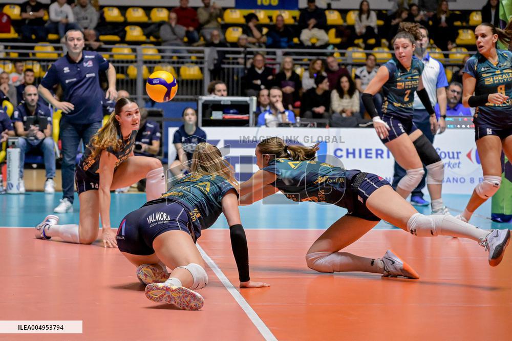 VOLLEY - CEV Cup Women - Reale Mutua Fenera Chieri'76 vs Vasas Obuda Budapest