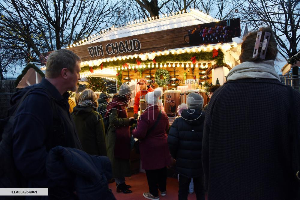 The Tuileries Christmas Markets - Paris