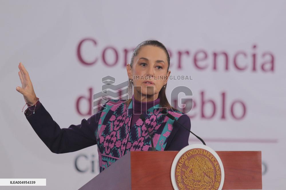 Mexican President Claudia Sheinbaum Holds Briefing Conference - Mexico