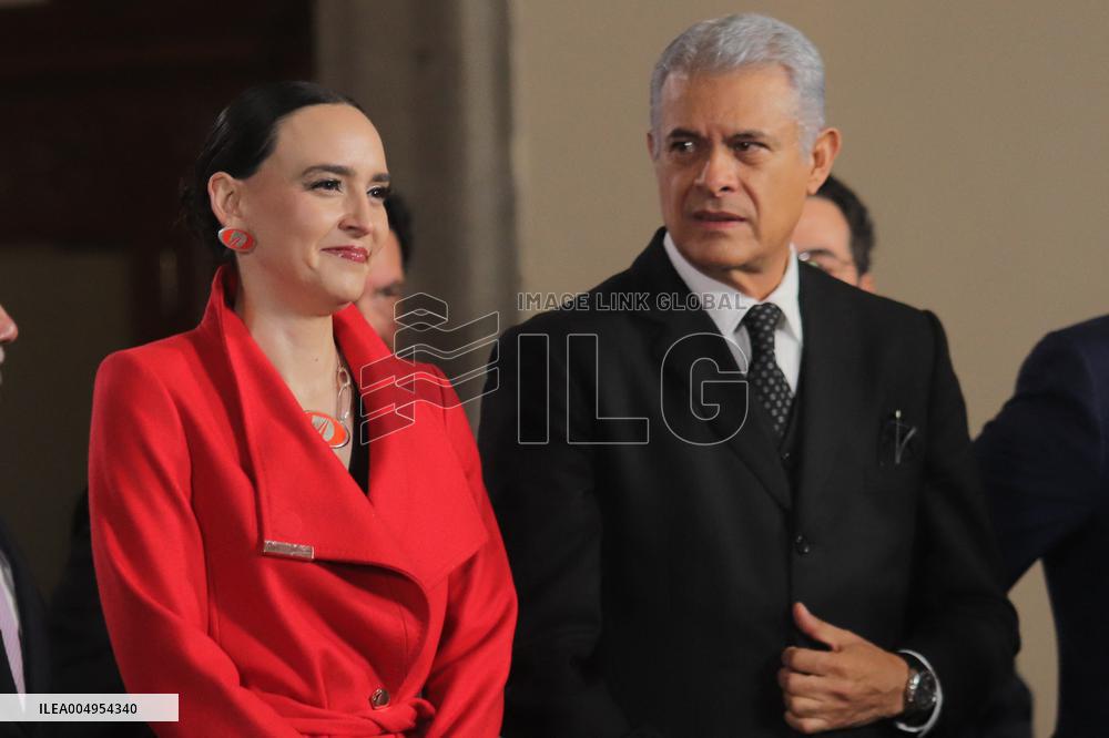 Mexican President Claudia Sheinbaum Holds Briefing Conference - Mexico