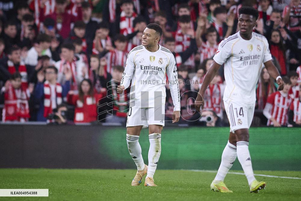 La Liga - Athletic Bilbao v Real Madrid