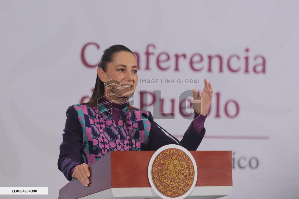 Mexican President Claudia Sheinbaum Holds Briefing Conference - Mexico