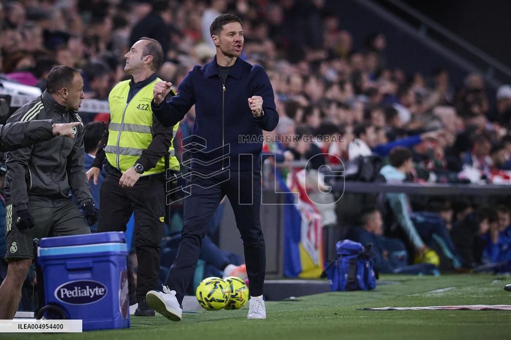 La Liga - Athletic Bilbao v Real Madrid