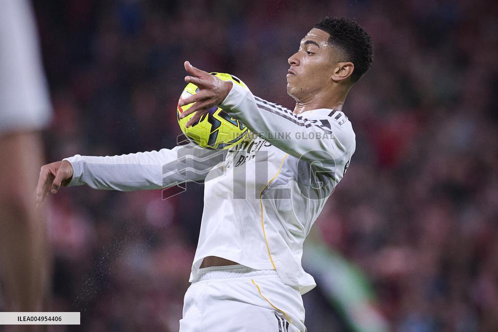 La Liga - Athletic Bilbao v Real Madrid