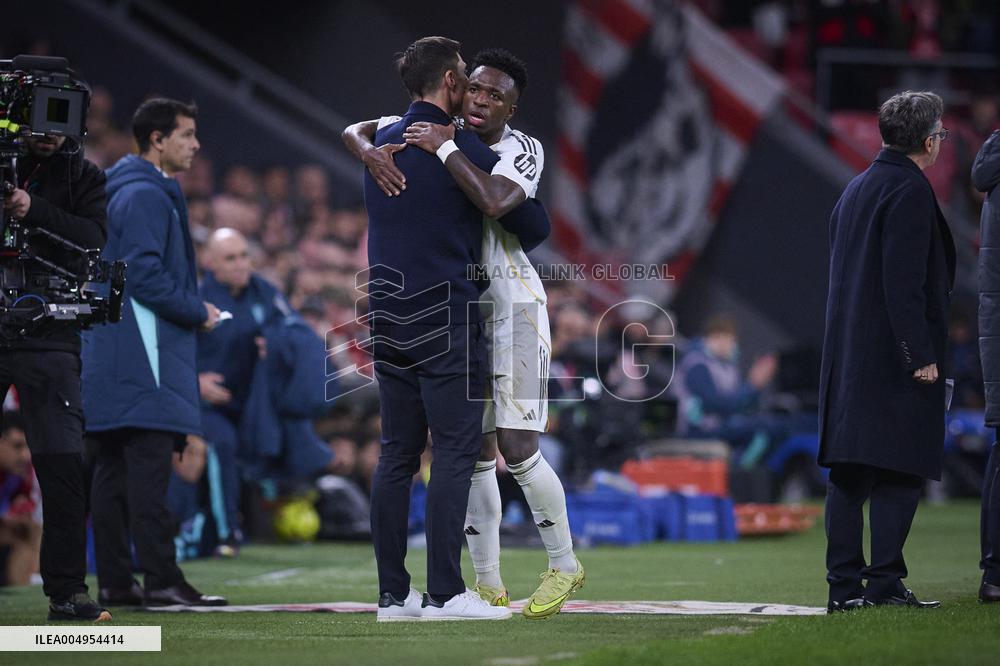 La Liga - Athletic Bilbao v Real Madrid