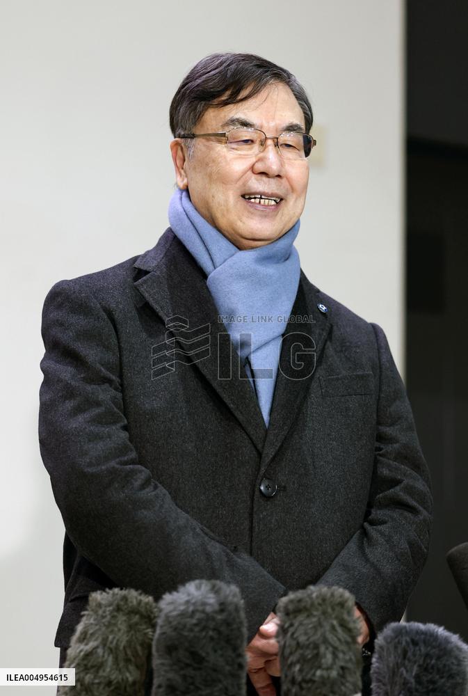 Nobel laureate Sakaguchi leaves for Stockholm