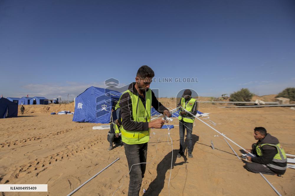 Egypt Opens Major Gaza Relief Camp