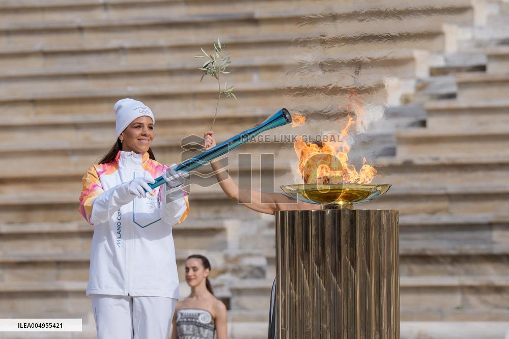 Handover of the Olympic Flame - Athens