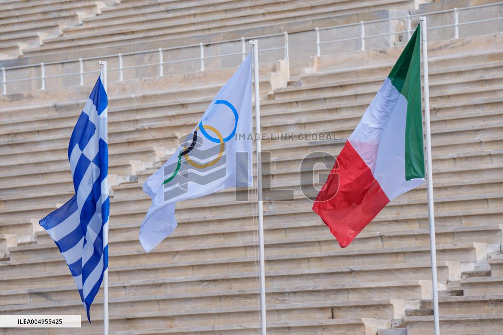 Handover of the Olympic Flame - Athens
