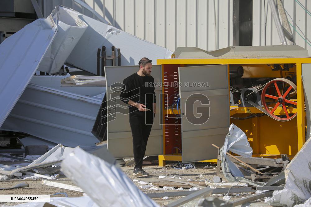 Israeli Forces Demolish Hebron Factory - Palestine