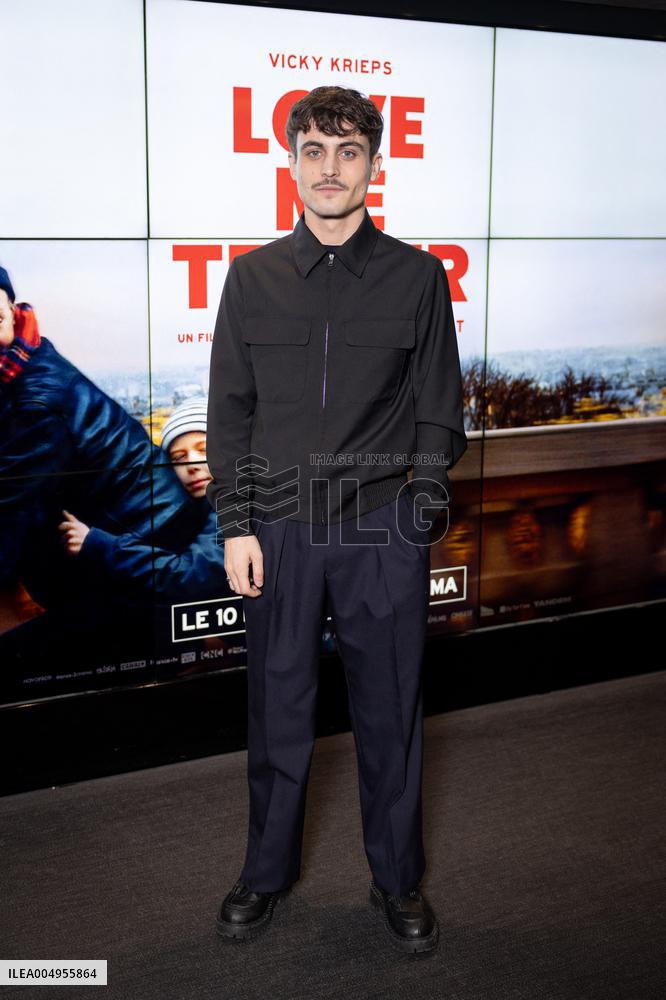 Love Me Tender Premiere - Paris AJ