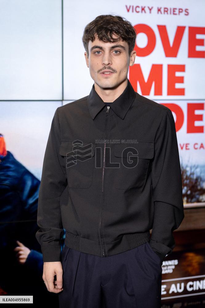 Love Me Tender Premiere - Paris AJ