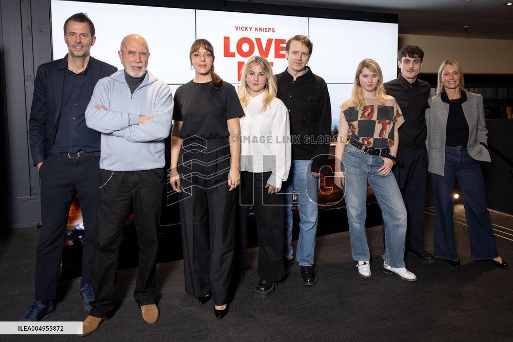 Love Me Tender Premiere - Paris AJ