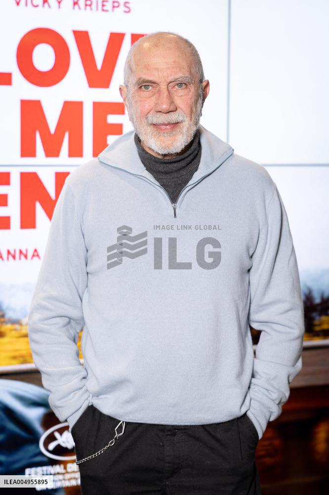 Love Me Tender Premiere - Paris AJ