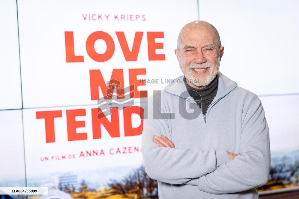 Love Me Tender Premiere - Paris AJ