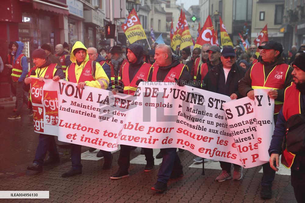 Stellantis Protest - Poissy