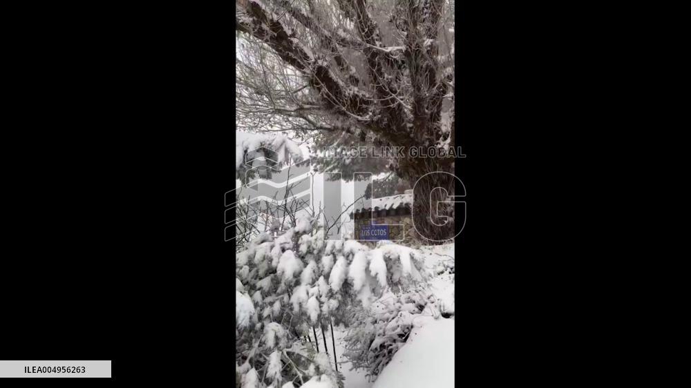 Spain: Snow, Fog and Freezing Temps Hit Sierra de Madrid