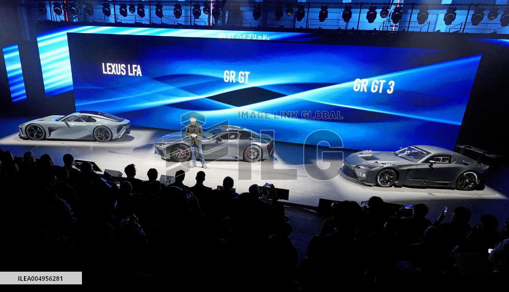 Toyota releases new models