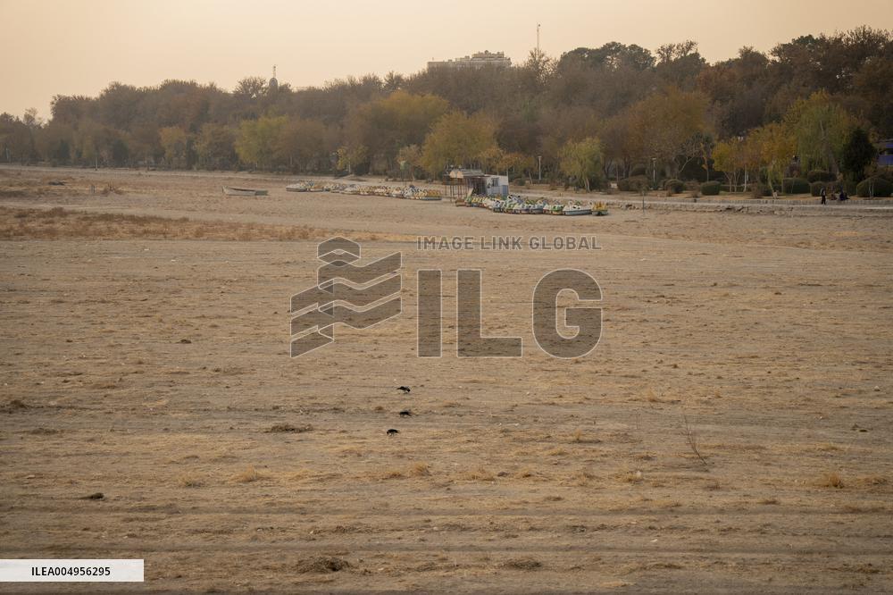 Zayanderud Riverbed Dries Up - Iran