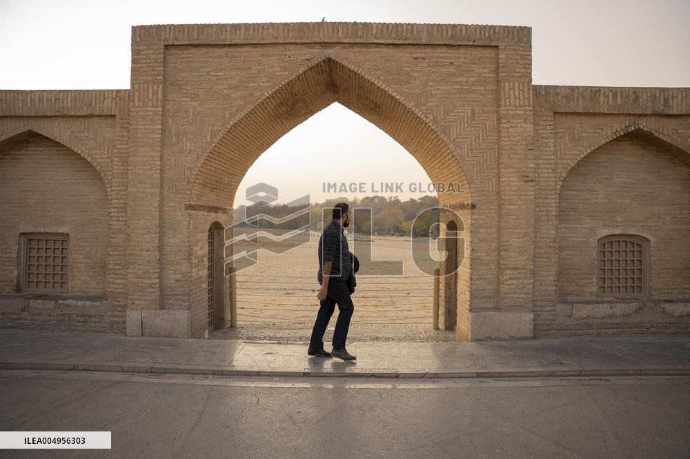 Zayanderud Riverbed Dries Up - Iran