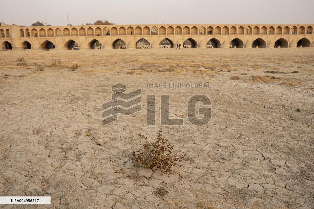 Zayanderud Riverbed Dries Up - Iran