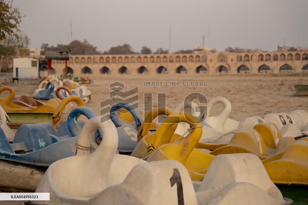 Zayanderud Riverbed Dries Up - Iran