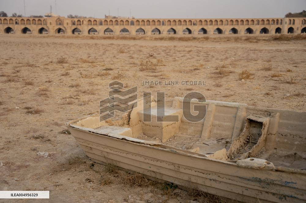 Zayanderud Riverbed Dries Up - Iran