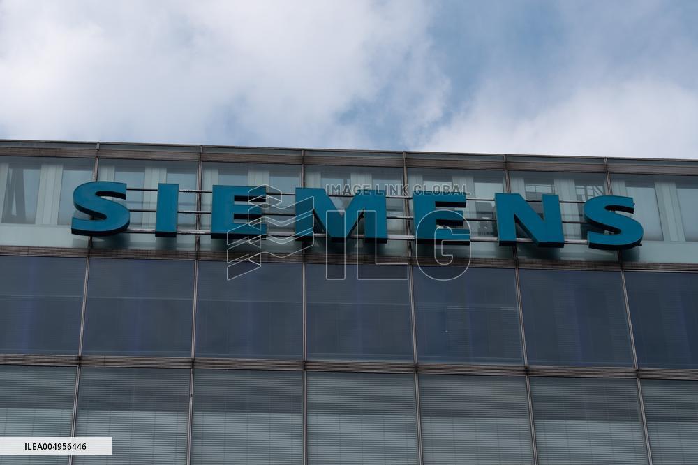 Siemens Building