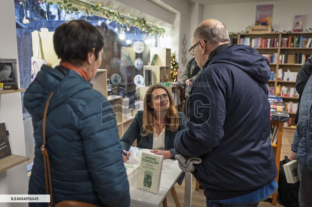 Marine Tondelier Book Signing Session - Henin-Beaumont