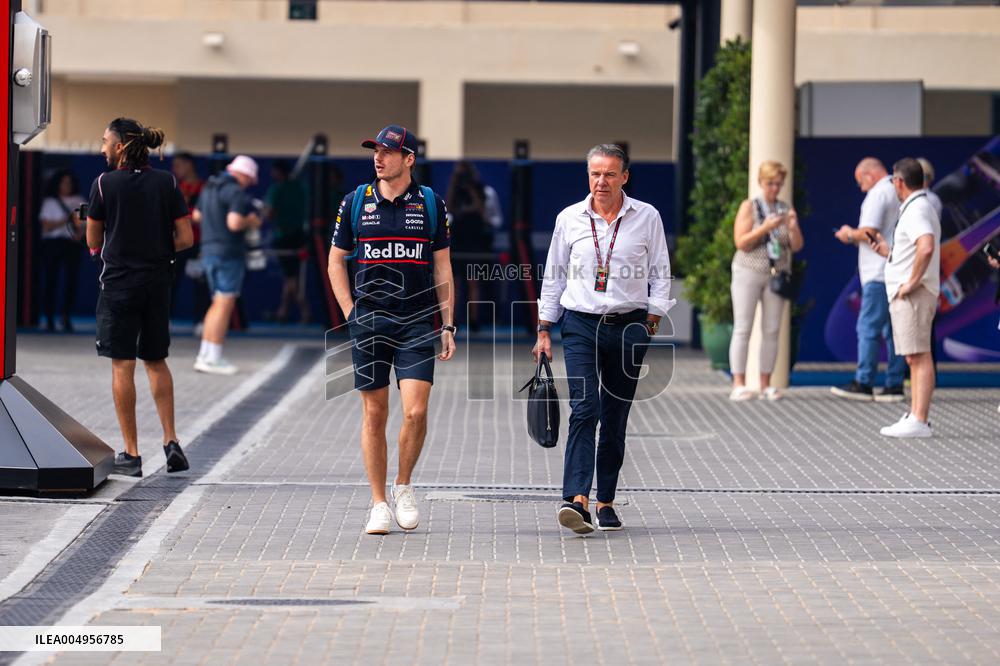 F1 Abu Dhabi Grand Prix - Paddock