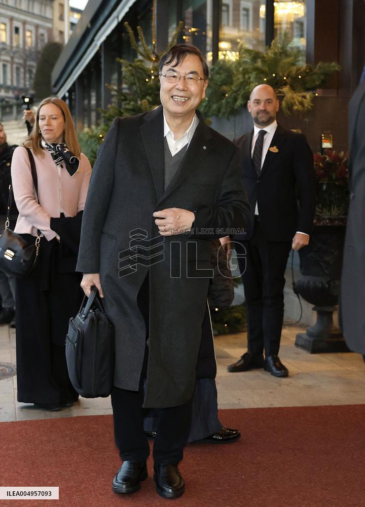 Nobel laureate Sakaguchi arrives in Stockholm